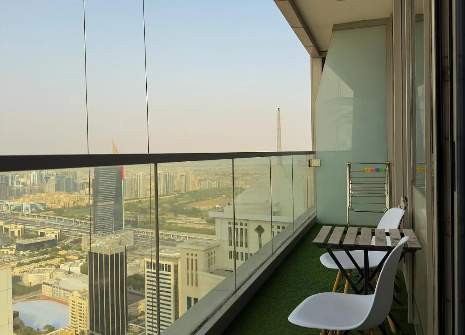 Ocean Heights Palm View 1 Bedroom Dubai Apartment