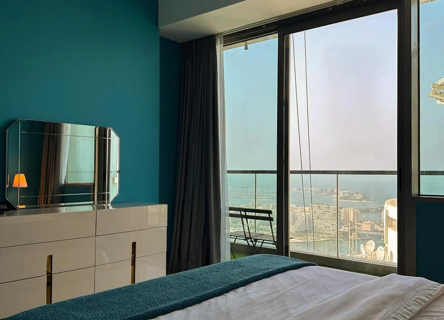 Ocean Heights Palm View 1 Bedroom Dubai
