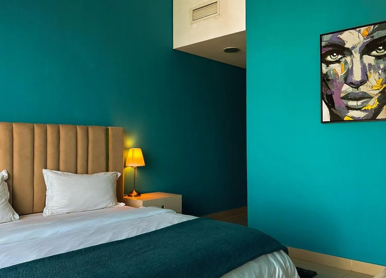 Ocean Heights Palm View 1 Bedroom Dubai 0*,